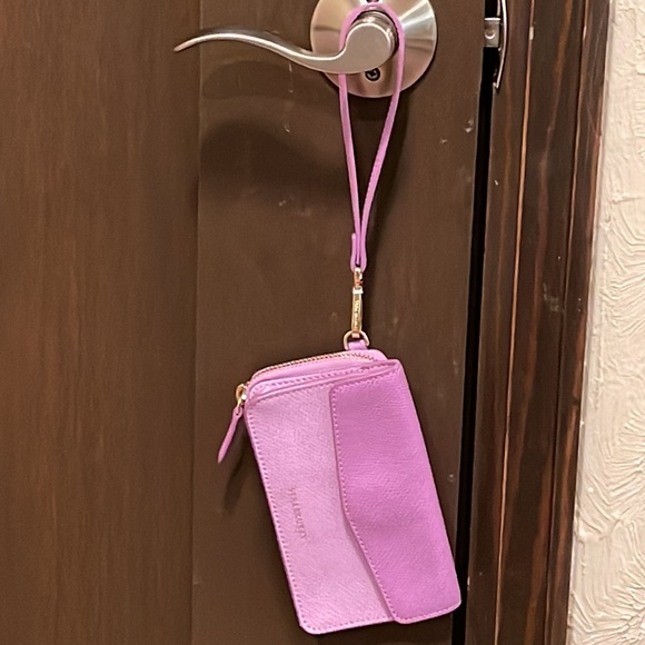 Vera Bradley Smartphone Wristlet Leather - Picture 7 of 7